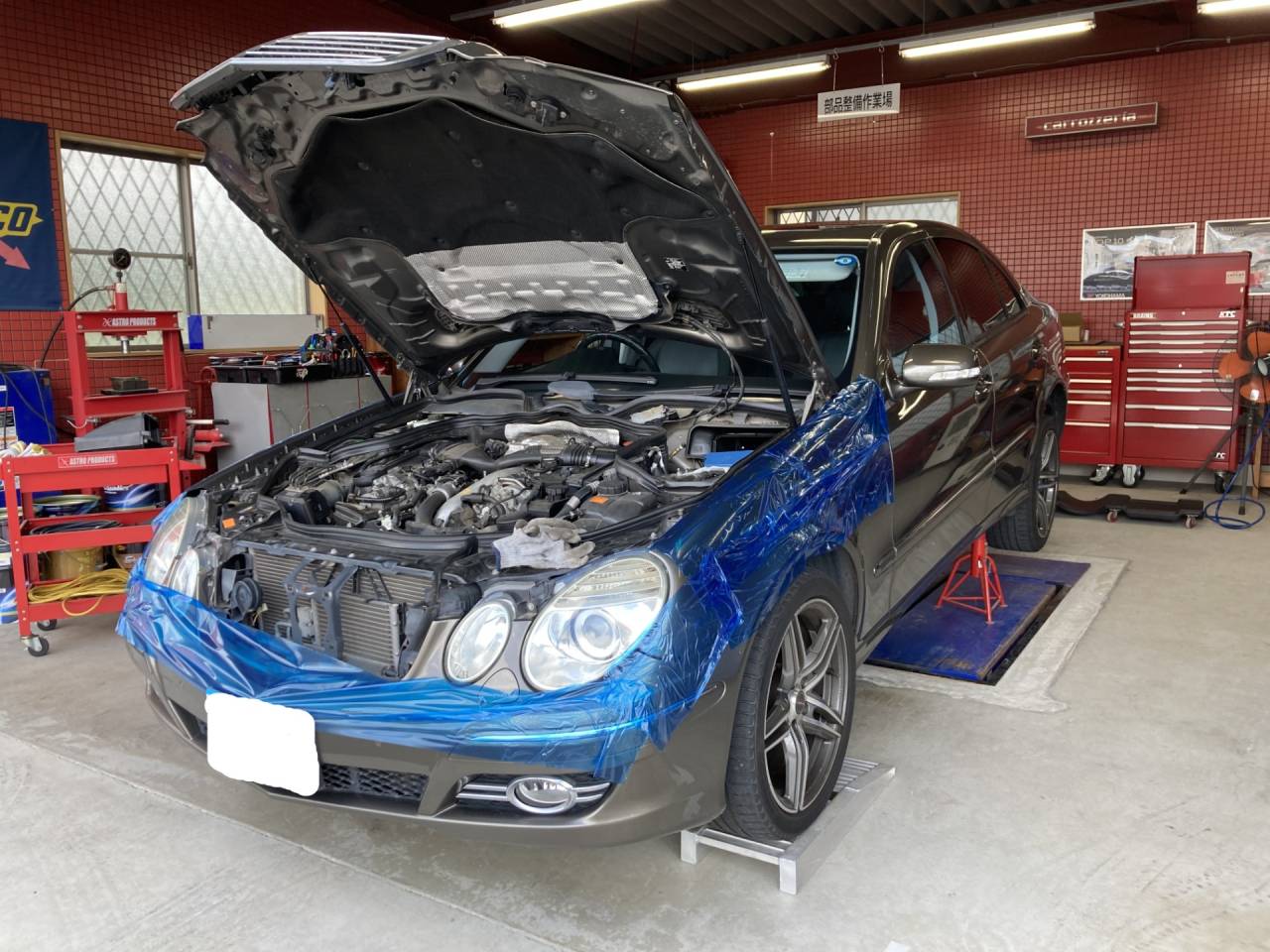 メルセデスベンツEクラス／W211　車検整備