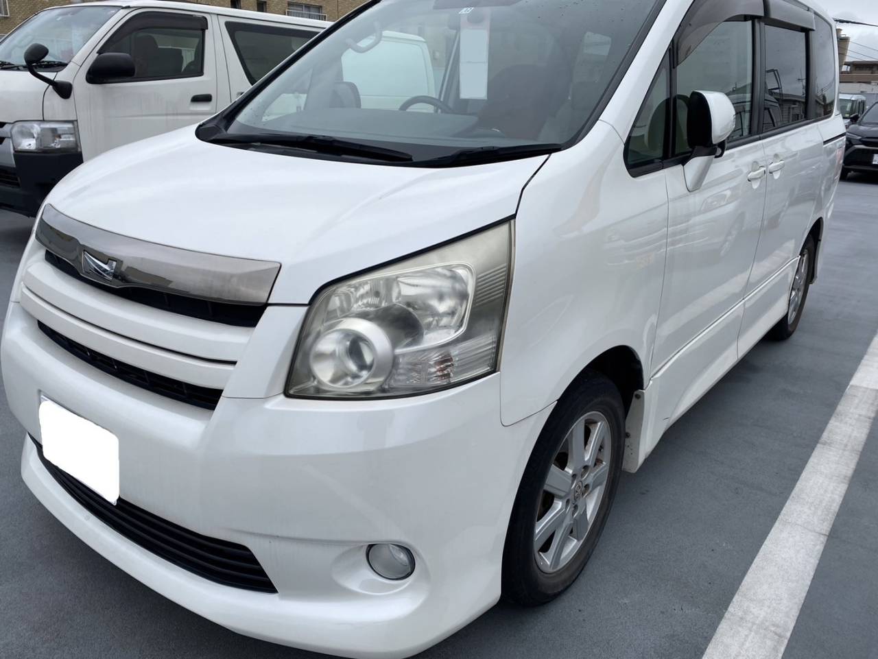 ノア／ZRR70W　アルネット置き去り防止支援安全装置／AZ-326C　取付