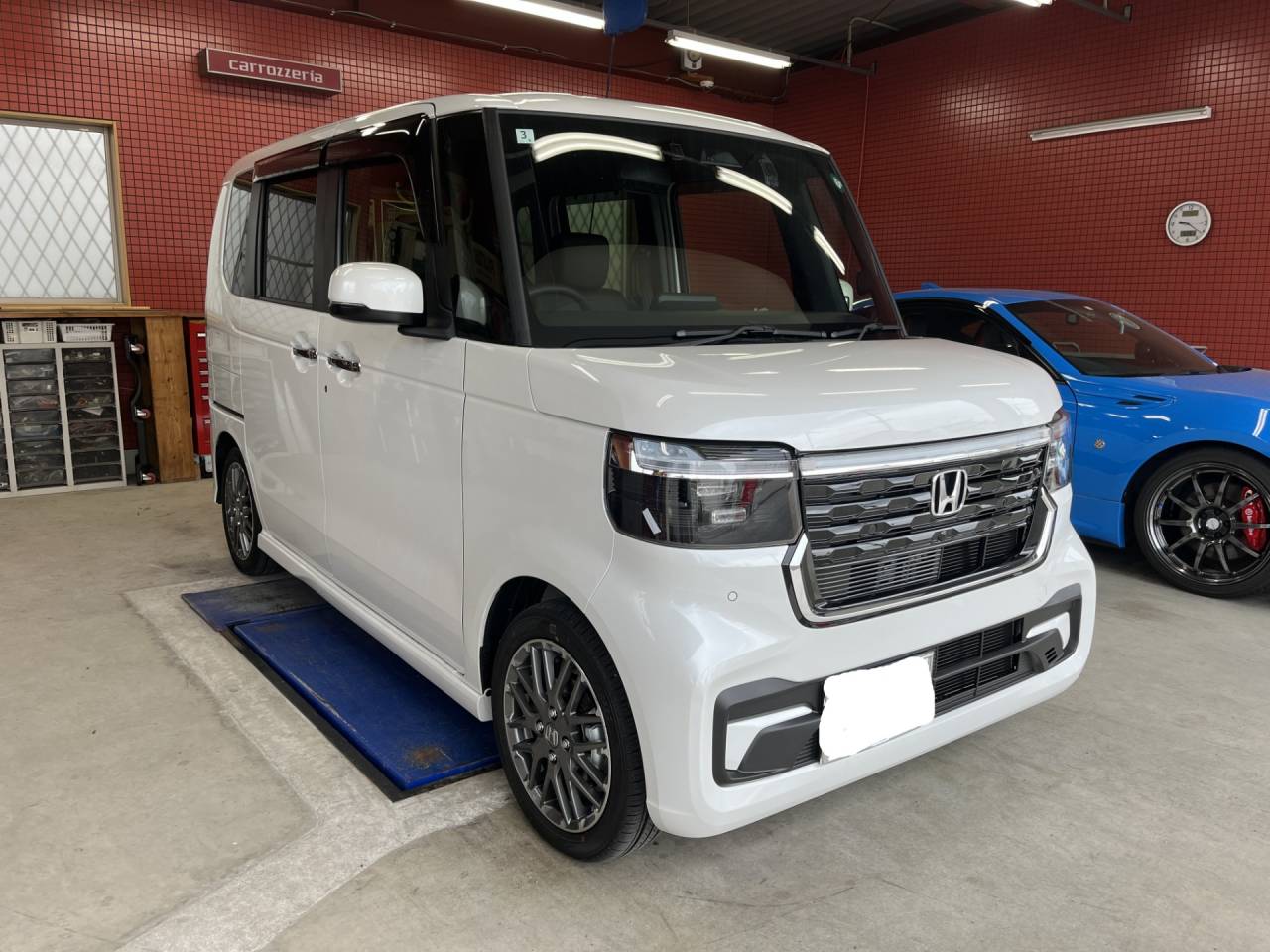 N-BOXカスタム／JF5ナビスペシャルパッケージ付車　パナソニックナビ／CN-HE02D取付