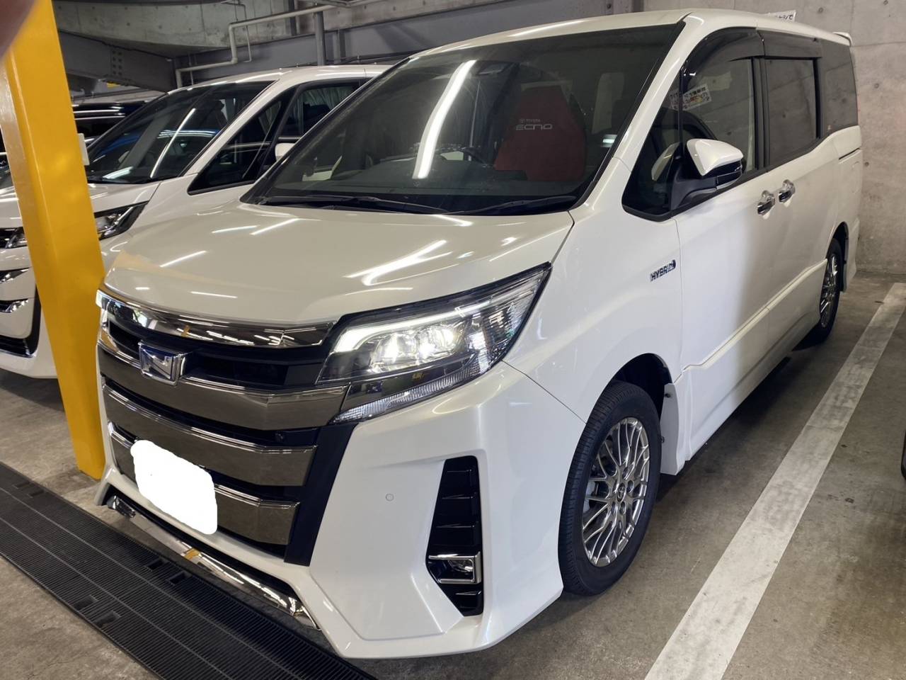 ノア／ZRR80　DOPナビ／NSZT-W68T付車　アルパイン12.8型フリップダウンモニター取付